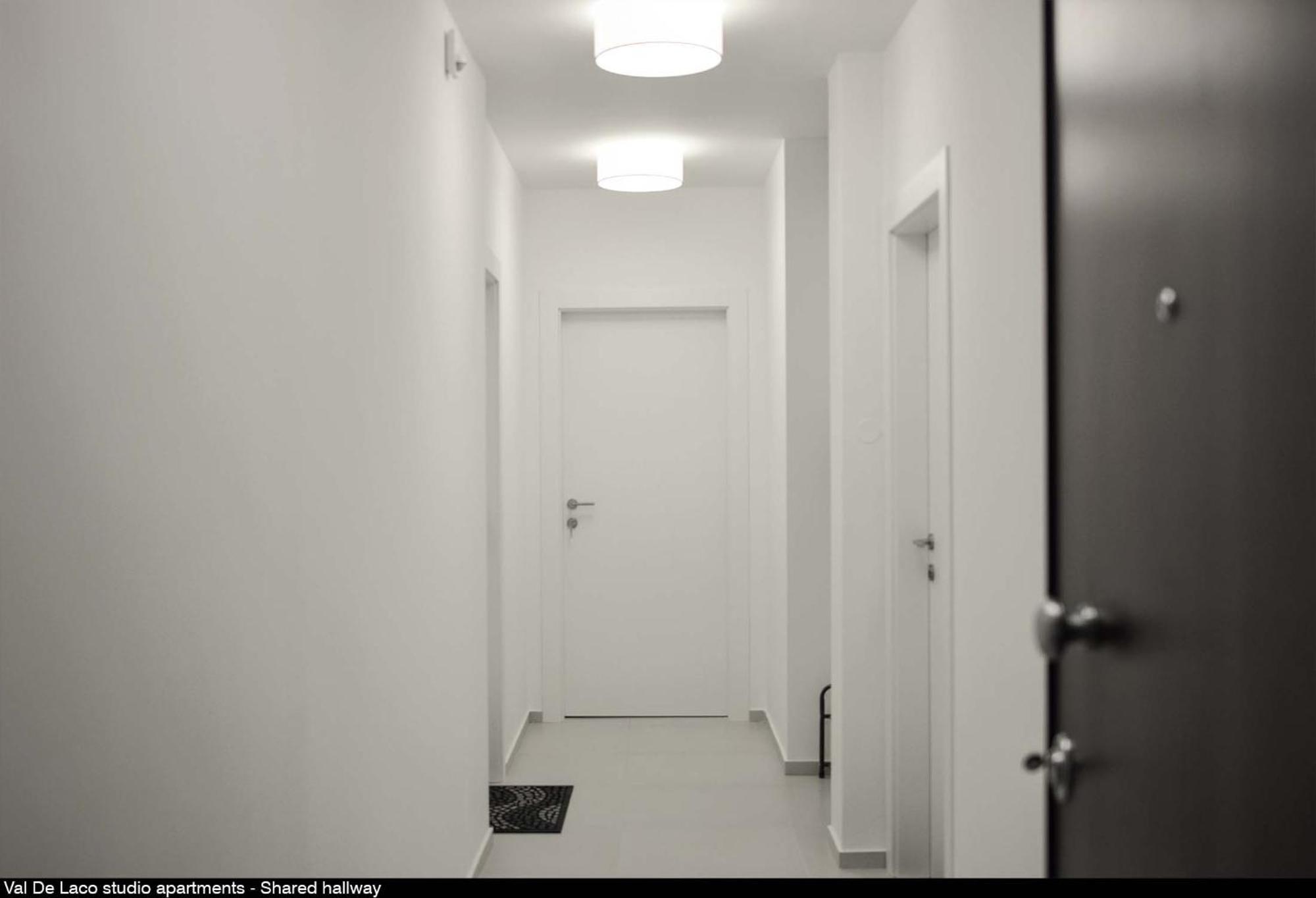 Val De Laco Studio Apartments روفينج المظهر الخارجي الصورة